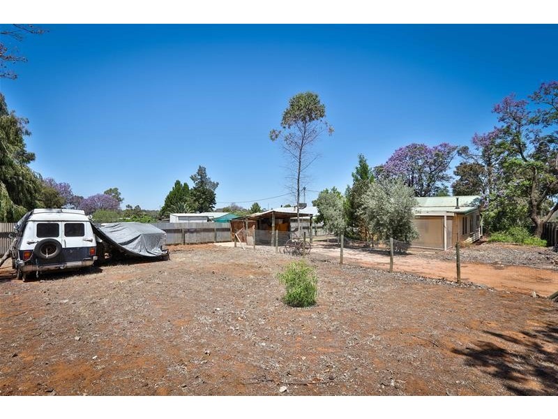 14 Chapman Street, Buronga NSW 2739