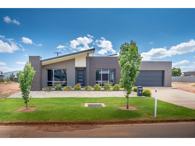 10 Cleek Way, Mildura VIC 3500