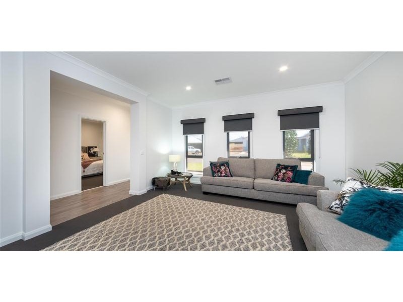 4 Kent Court, Irymple VIC 3498