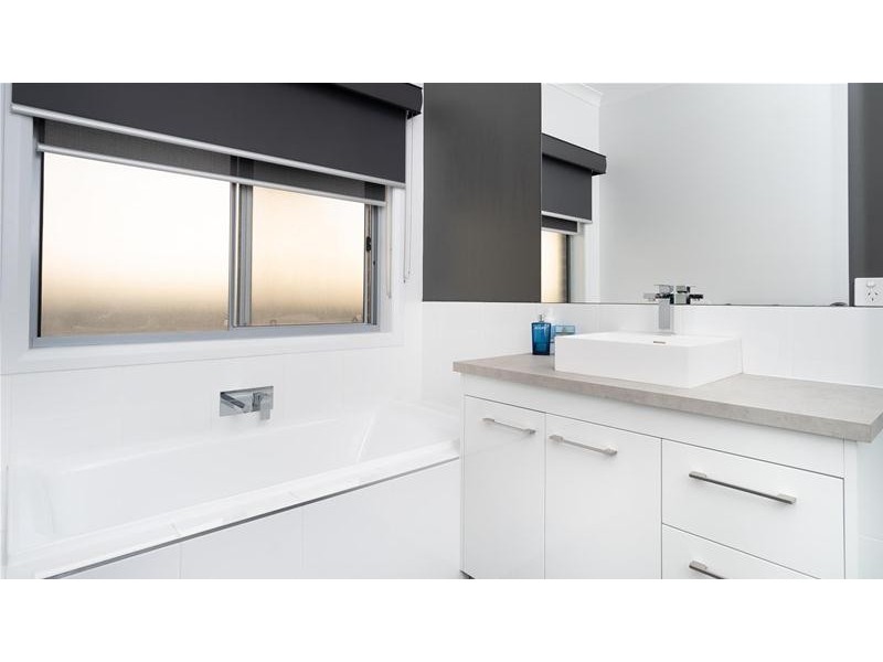 4 Kent Court, Irymple VIC 3498