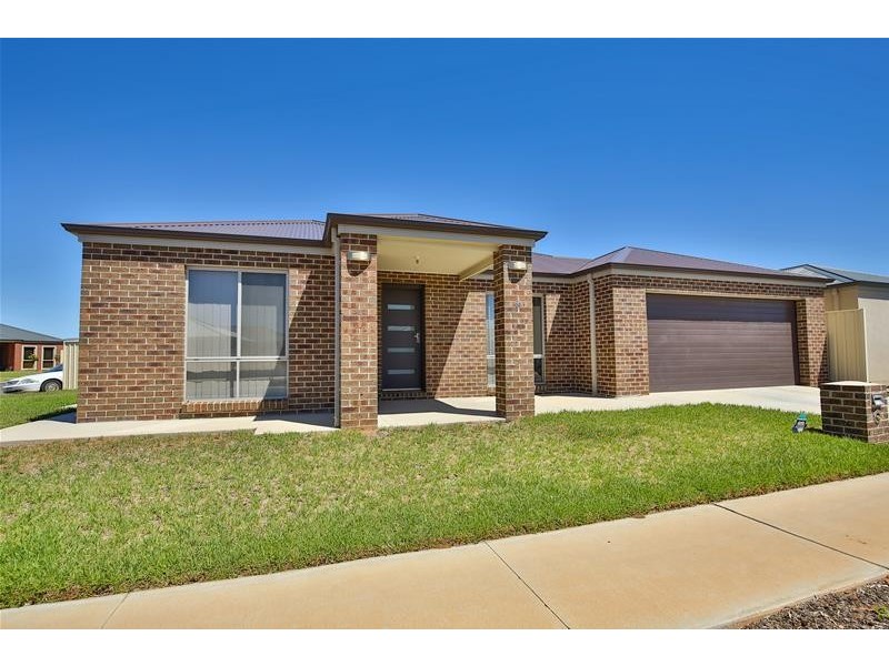 30 Oasis Boulevard, Mildura VIC 3500