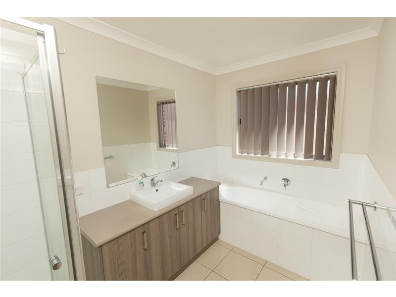 30 Oasis Boulevard, Mildura VIC 3500