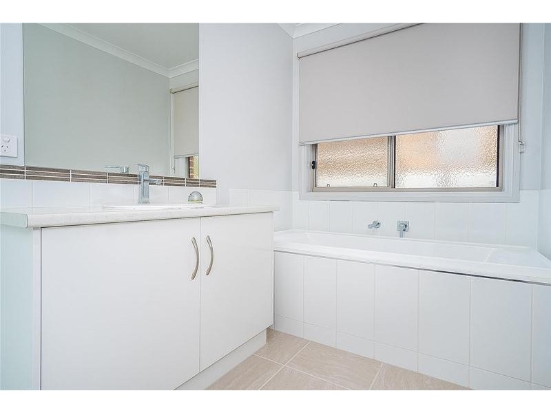 2a Sunnyside Avenue, Mildura VIC 3500