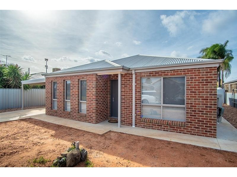 2a Sunnyside Avenue, Mildura VIC 3500