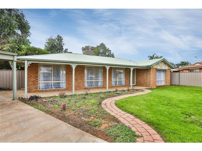 8 Matotek Court, Mildura VIC 3500