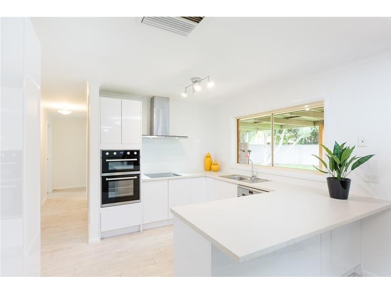 8 Matotek Court, Mildura VIC 3500