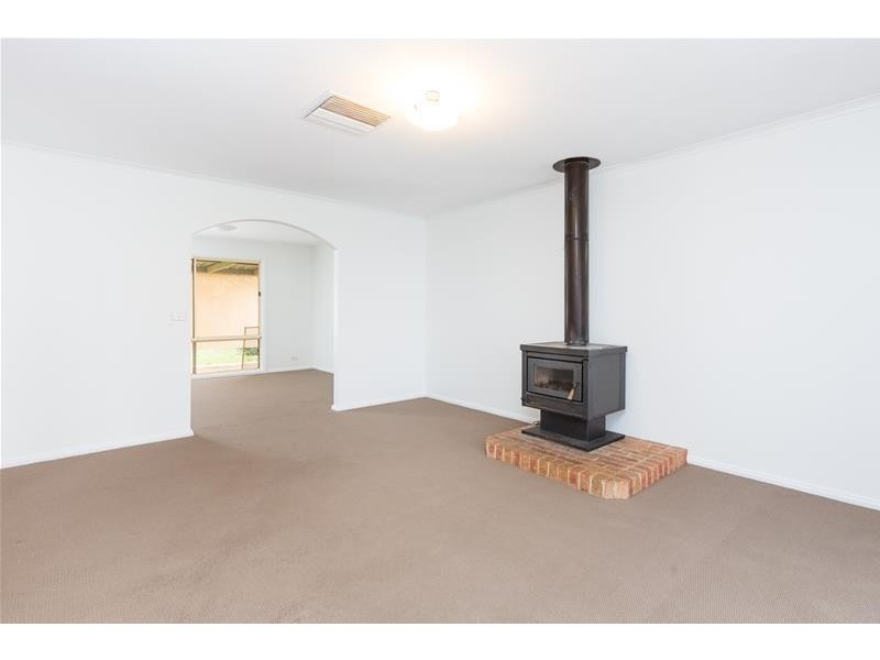 8 Matotek Court, Mildura VIC 3500