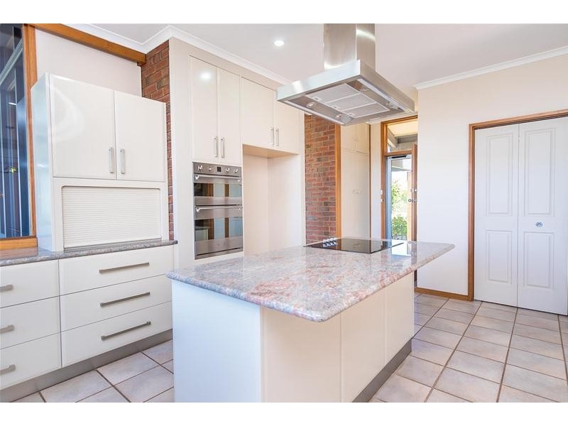 119 Sturt Highway, Gol Gol NSW 2738