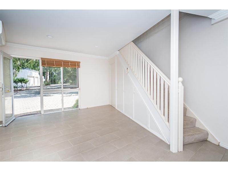 119 Sturt Highway, Gol Gol NSW 2738