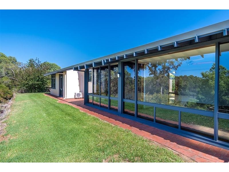 119 Sturt Highway, Gol Gol NSW 2738