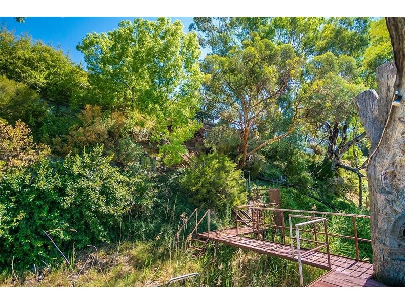 119 Sturt Highway, Gol Gol NSW 2738