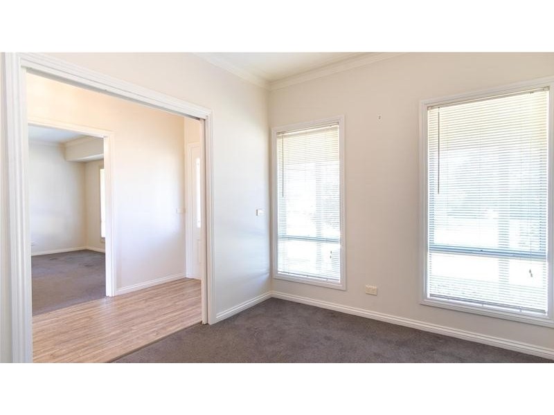 8 Wood Street, Gol Gol NSW 2738