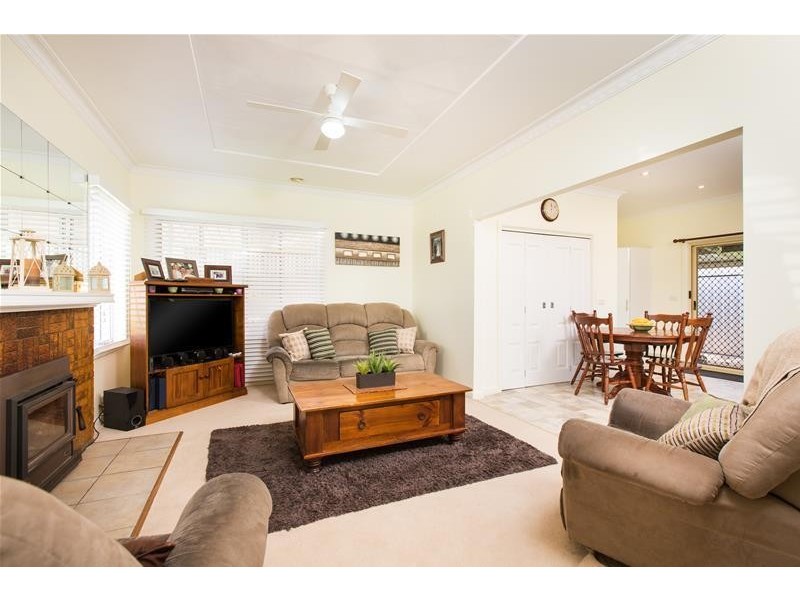 16 Oak Avenue, Mildura VIC 3500