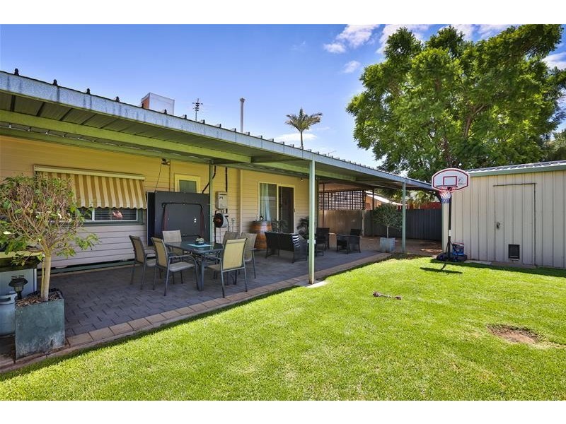 16 Oak Avenue, Mildura VIC 3500