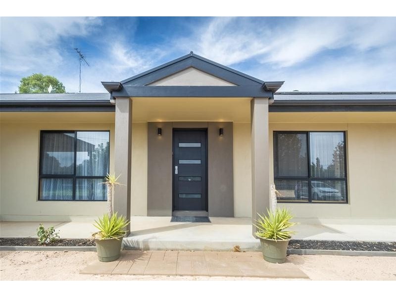 2901 Eleventh Street, Irymple VIC 3498