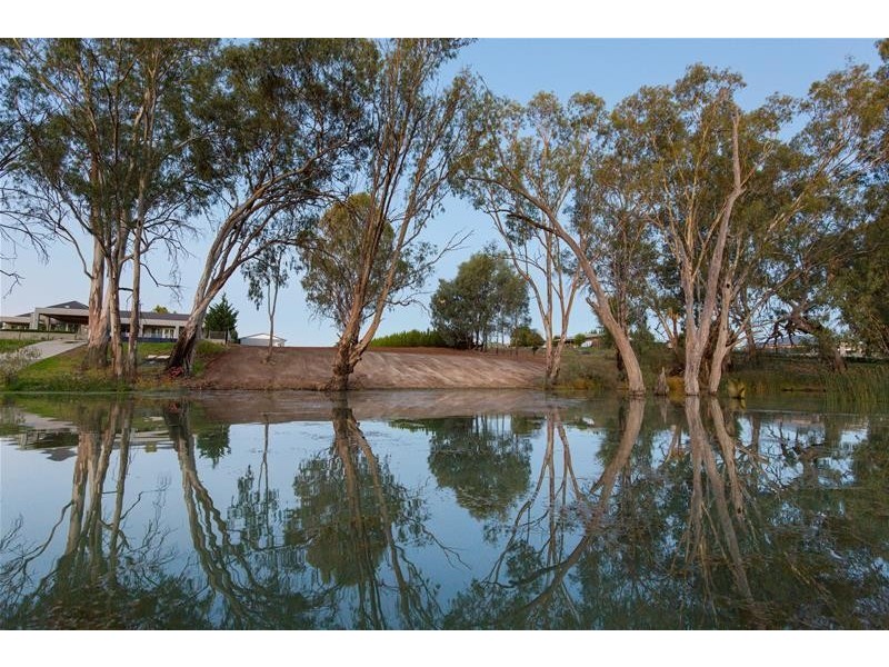 4 Murray Street, Gol Gol NSW 2738