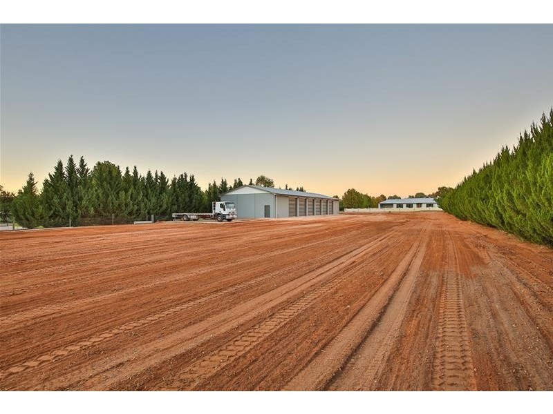 4 Murray Street, Gol Gol NSW 2738