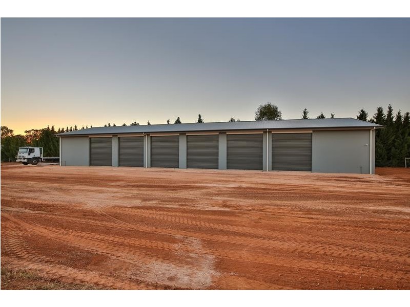 4 Murray Street, Gol Gol NSW 2738