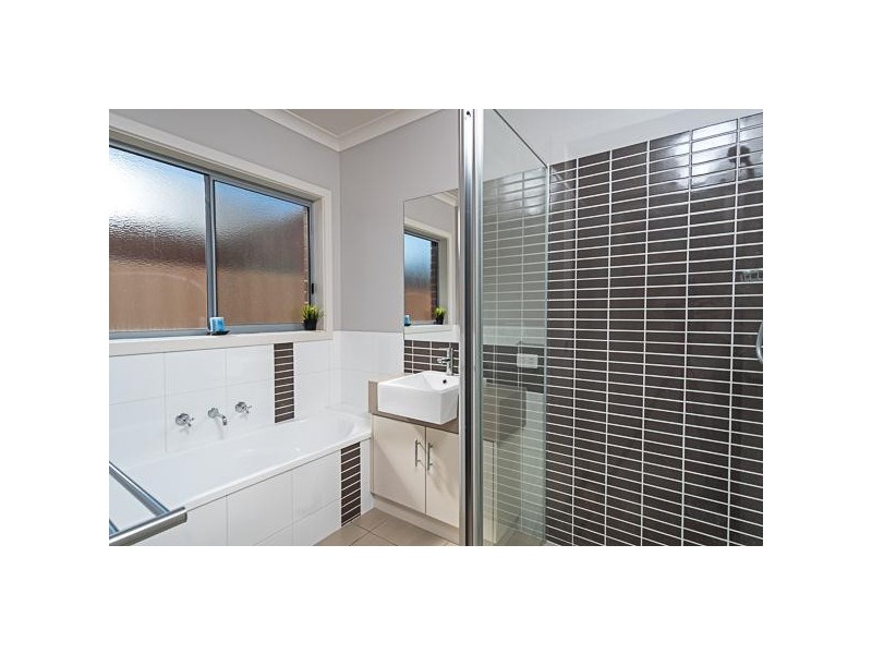 2/6 John Monash Boulevard, Mildura VIC 3500