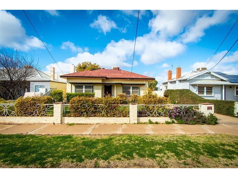 152 Almond Avenue, Mildura VIC 3500