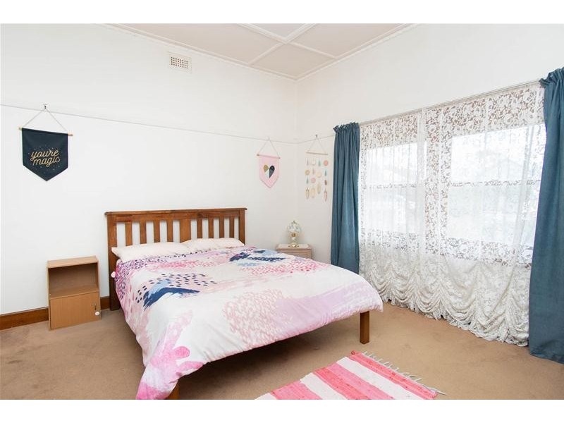 152 Almond Avenue, Mildura VIC 3500