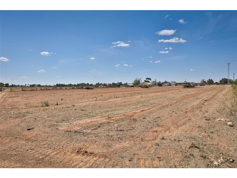 753-769 Koorlong Avenue, Irymple VIC 3498