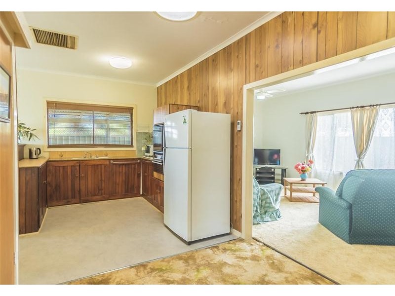 48 Mena Road, Birdwoodton VIC 3505