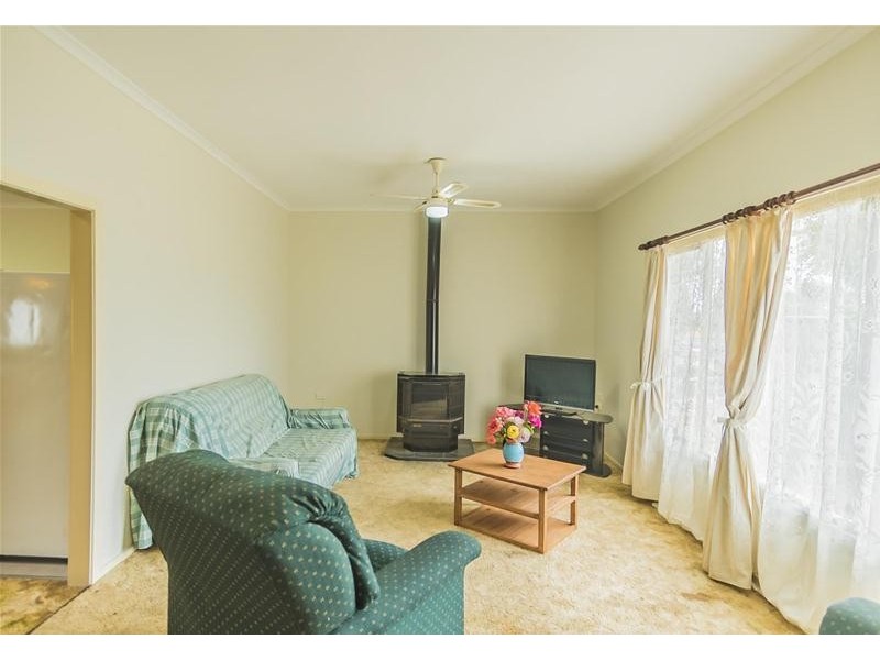 48 Mena Road, Birdwoodton VIC 3505