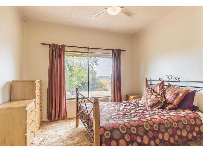 48 Mena Road, Birdwoodton VIC 3505