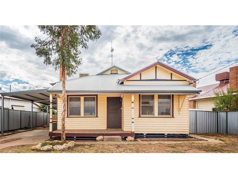 15 Kiewa Avenue, Red Cliffs VIC 3496