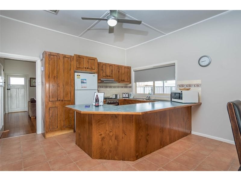 15 Kiewa Avenue, Red Cliffs VIC 3496