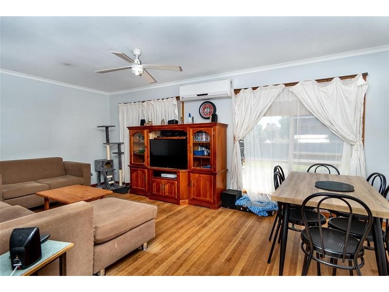 6 Namoi Avenue, Red Cliffs VIC 3496