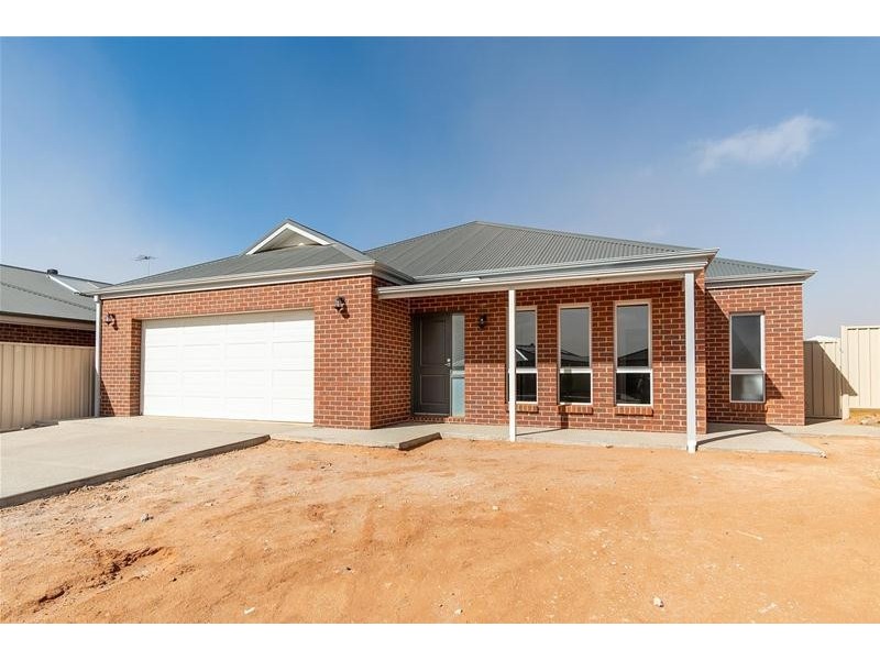16 Springfield Drive, Mildura VIC 3500