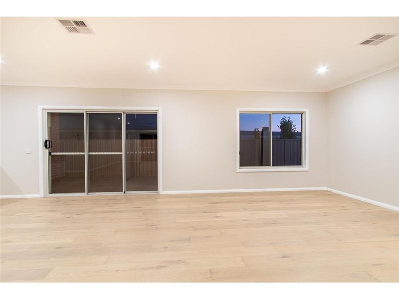 16 Springfield Drive, Mildura VIC 3500