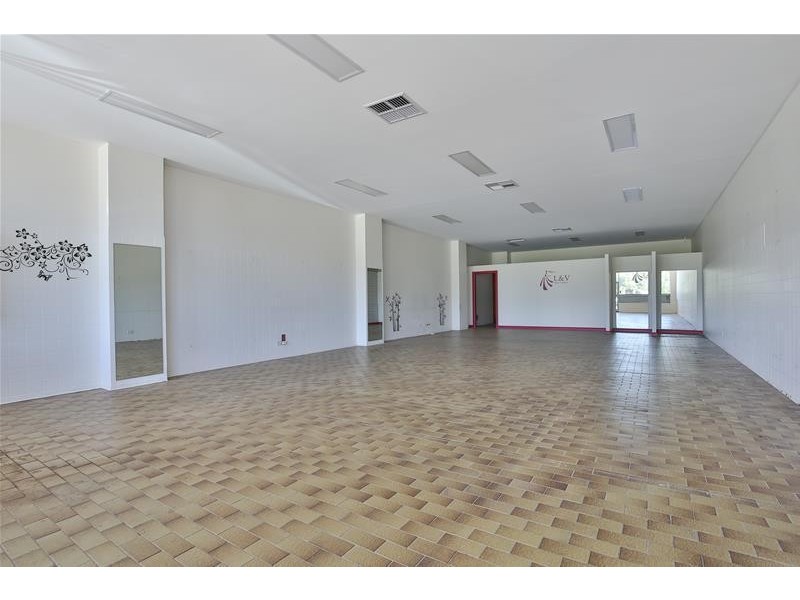 210 210A & 210B Deakin Avenue, Mildura VIC 3500