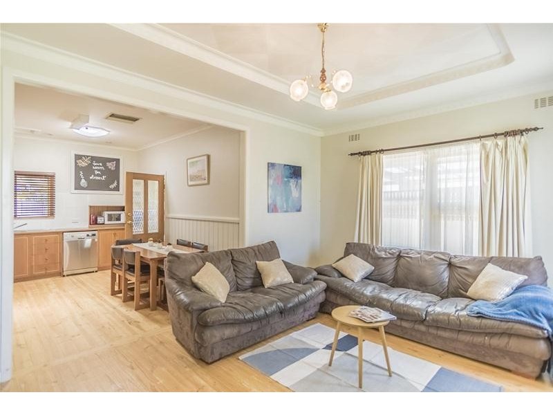 5 Mimosa Avenue, Mildura VIC 3500