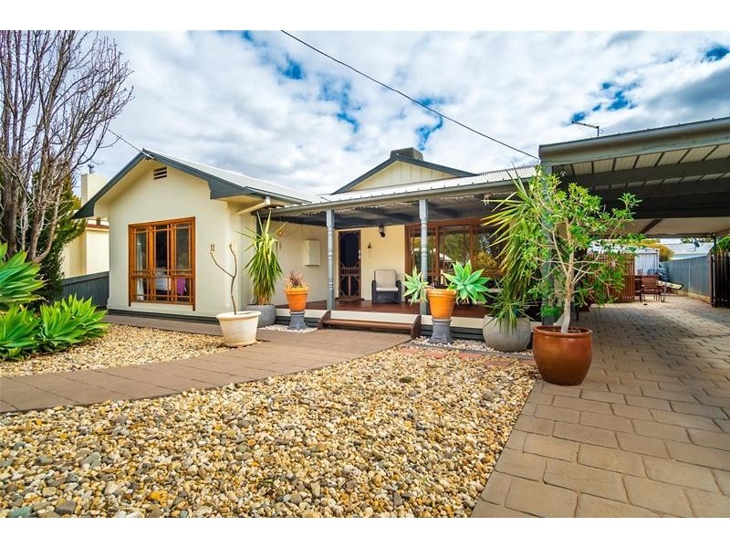 11 Oak Avenue, Mildura VIC 3500
