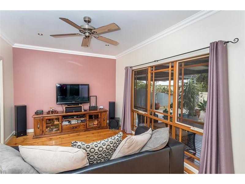11 Oak Avenue, Mildura VIC 3500