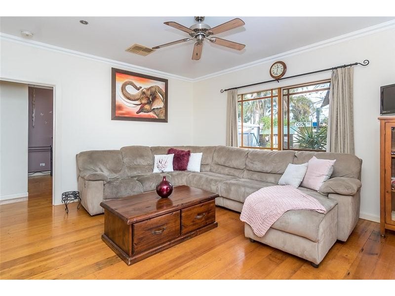 11 Oak Avenue, Mildura VIC 3500