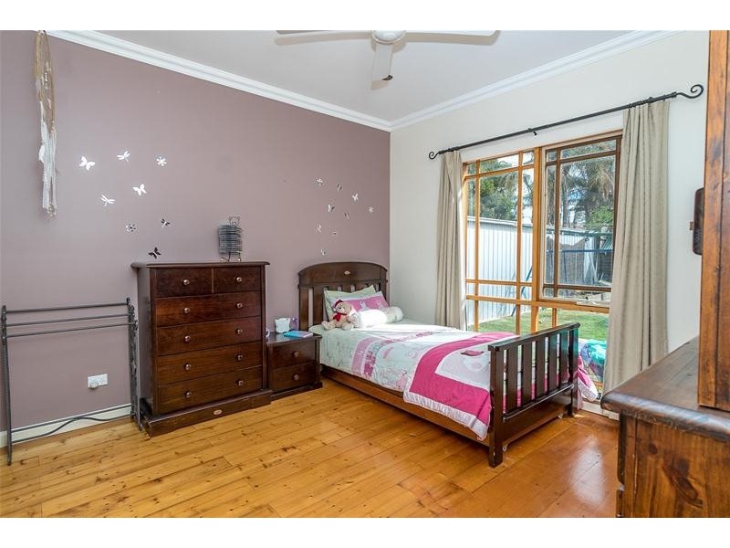 11 Oak Avenue, Mildura VIC 3500