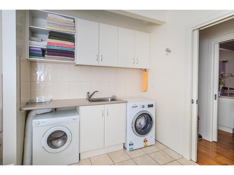 11 Oak Avenue, Mildura VIC 3500