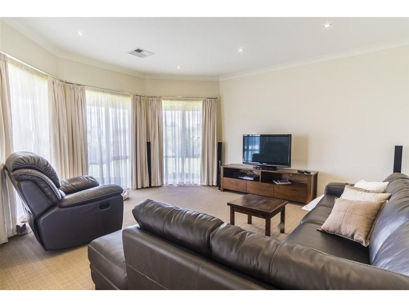 29 Derna Road, Robinvale VIC 3549