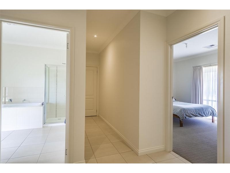 29 Derna Road, Robinvale VIC 3549