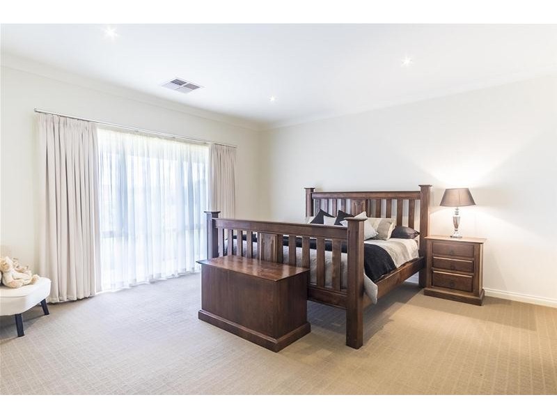 29 Derna Road, Robinvale VIC 3549