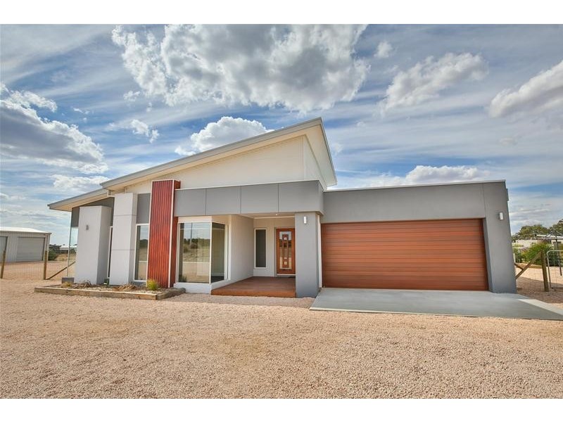 3262 Eleventh Street, Nichols Point VIC 3501