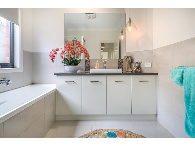 4 Cleek Way, Mildura VIC 3500