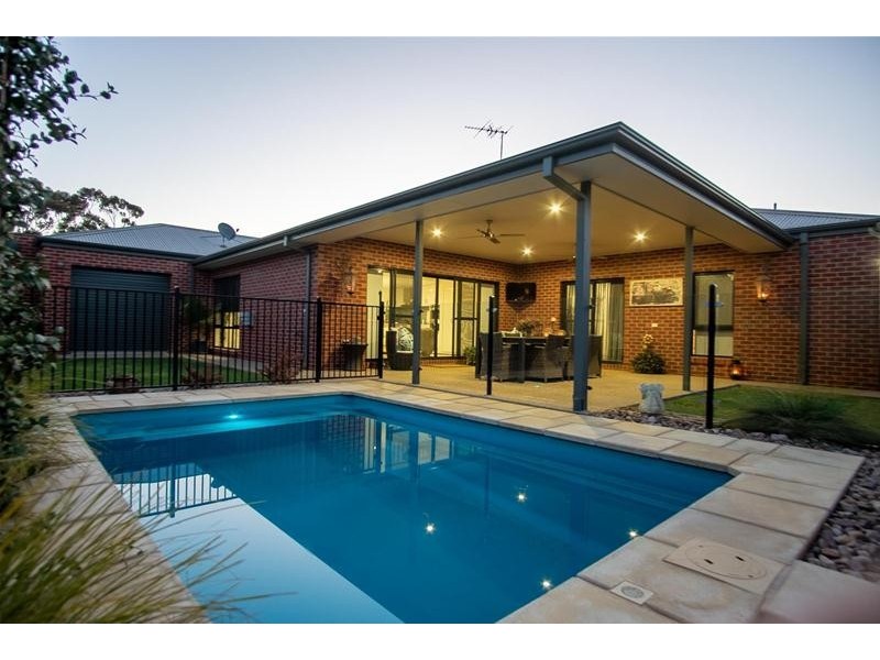 4 Cleek Way, Mildura VIC 3500