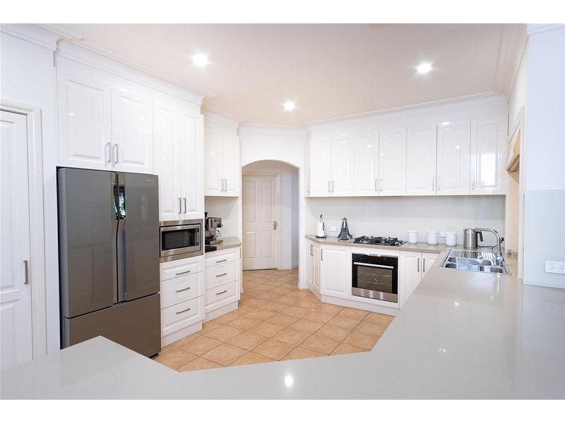 18 Cambridge Terrace, Mildura VIC 3500