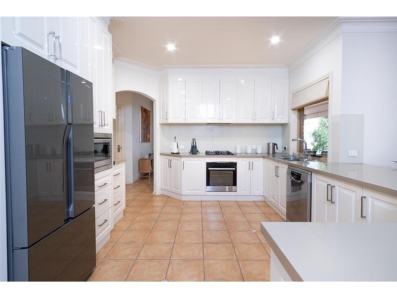 18 Cambridge Terrace, Mildura VIC 3500