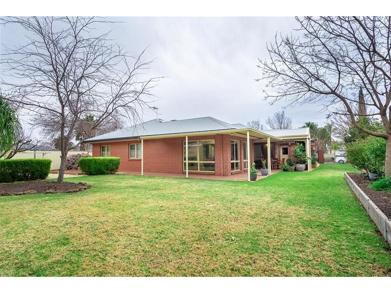 18 Cambridge Terrace, Mildura VIC 3500